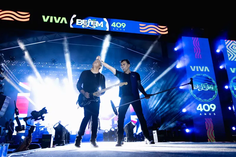 Atrações regionais comandaram a programação dos 409 anos de Belém nos dois dias de shows <div class='credito_fotos'>Foto: Felipe de Souza   |   <a href='/midias/2025/originais/06546a07-aaf5-40e6-9fdd-76e79b93abe8.jpg' download><i class='fa-solid fa-download'></i> Download</a></div>