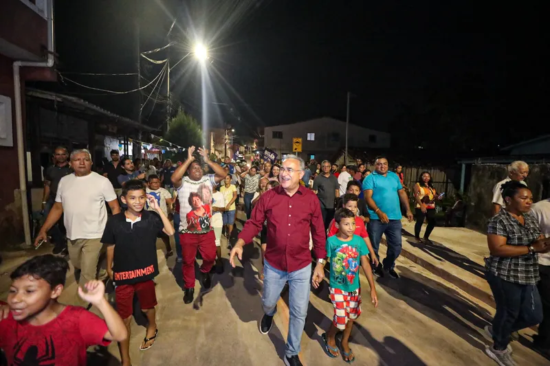 Obras concluídas - Drenagem e pavimentação das ruas Stelio Maroja e São José, na Pratinha <div class='credito_fotos'>Foto: Joyce Ferreira/Agência Belém/Comus   |   <a href='/midias/2025/originais/082b8951-98a5-433d-8138-0990f14556b3.jpg' download><i class='fa-solid fa-download'></i> Download</a></div>