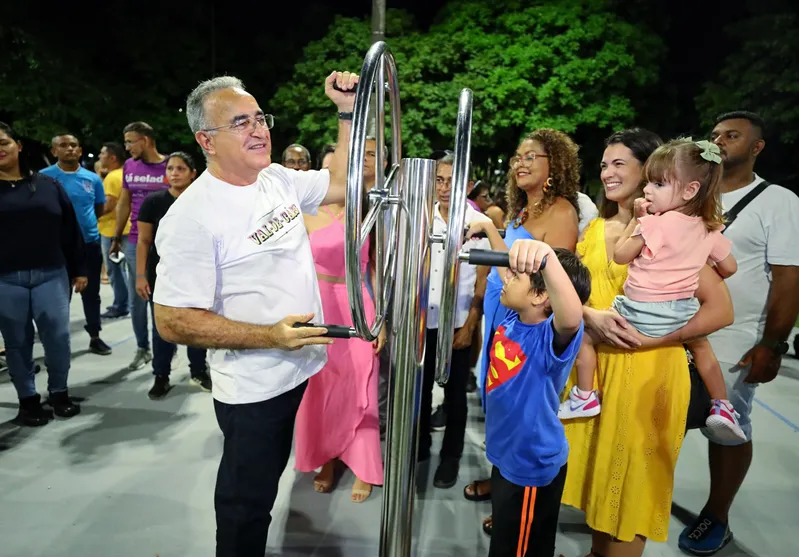 Obra concluída - Reforma e revitalização da praça Dom Mário Villas Boas <div class='credito_fotos'>Foto: DINEI SOUZA / AG.BELÉM | <a href='/midias/2025/originais/105427a3-7db6-41a1-a03d-3608ca1215ea.jpg' download><i class='fa-solid fa-download'></i> Download</a></div>