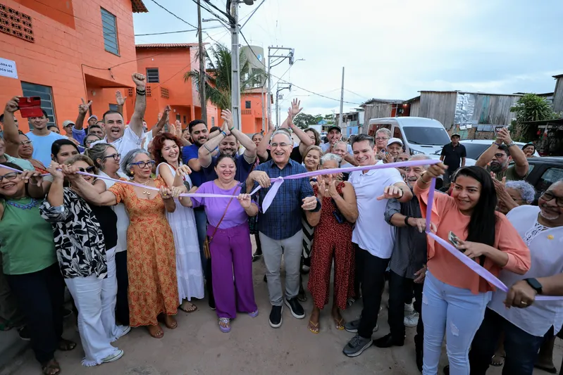 Prefeito Edmilson Rodrigues inaugura a conclusão e entrega da etapa 2 do residencial Vila da Barca.