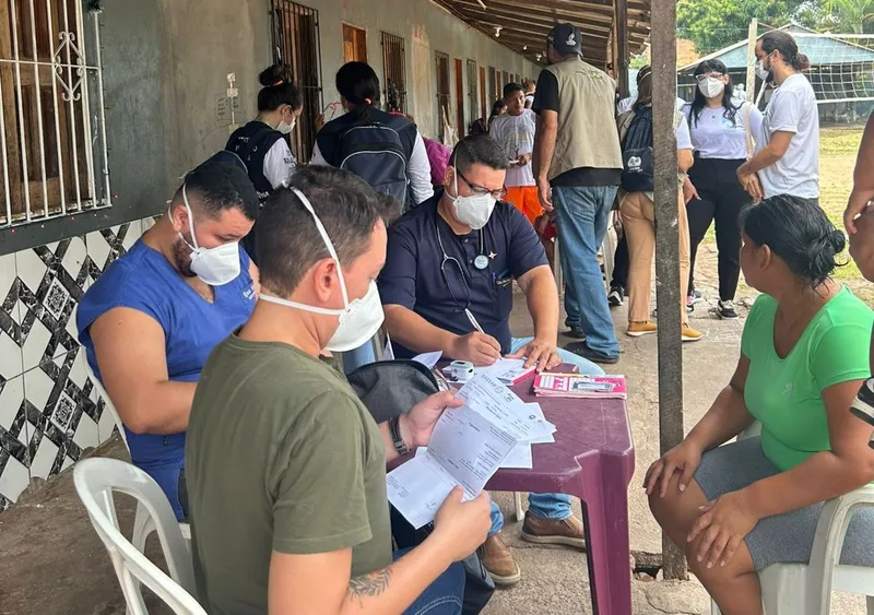 Durante a ação em Outeiro foram realizados atendimentos médicos, exames clínicos, testes laboratoriais, avaliações nutricionais, além de vacinação, com o objetivo de promover a prevenção e o diagnóstico precoce da tuberculose.