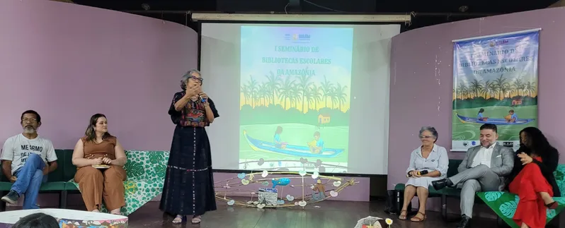 Araceli Lemos: as bibliotecas estavam abandonadas e faltava bibliotecárias nas escolas.
