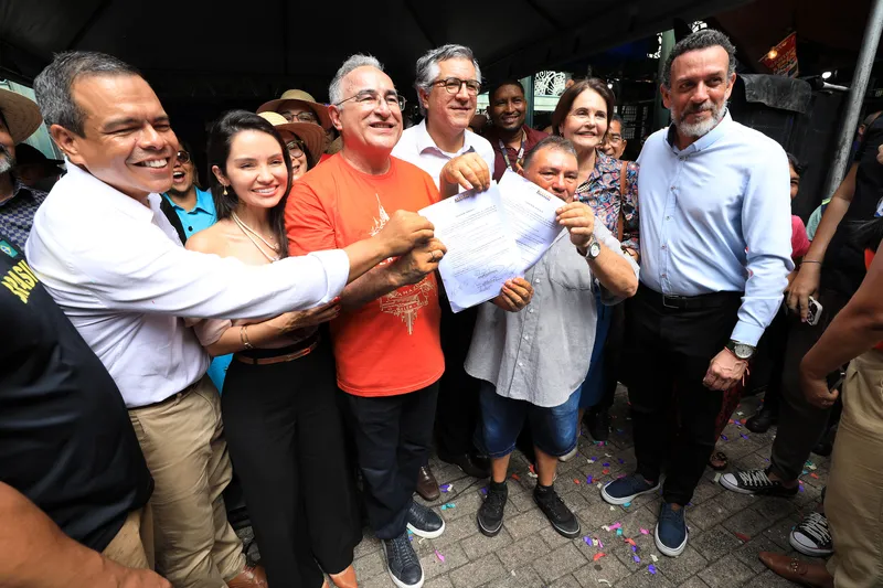 Parceria - Governo federal e Prefeitura anunciam segunda etapa da reforma do Ver-o-Peso <div class='credito_fotos'>Foto: MÁCIO FERREIRA / AG BELÉM   |   <a href='/midias/2025/originais/30d8b53b-59c5-42dc-bfd4-f41f64a46b5a.jpg' download><i class='fa-solid fa-download'></i> Download</a></div>