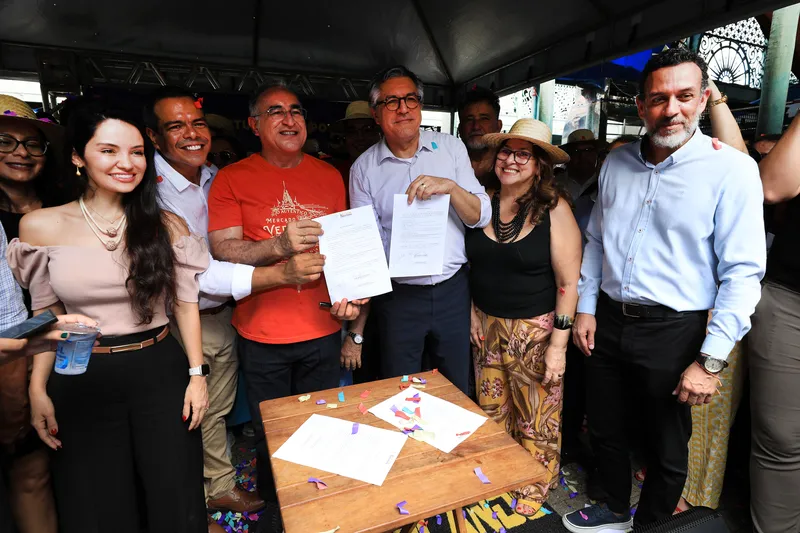 Parceria - Governo federal e Prefeitura anunciam segunda etapa da reforma do Ver-o-Peso <div class='credito_fotos'>Foto: MÁCIO FERREIRA / AG BELÉM   |   <a href='/midias/2025/originais/3f2a09a8-31a2-4db9-ba19-342fa563c0fa.jpg' download><i class='fa-solid fa-download'></i> Download</a></div>