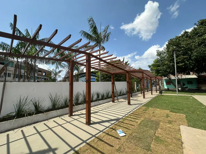 Praça do Uirapuru, no bairro Maracangalha, também foi finalizada nesta semana do Natal. 