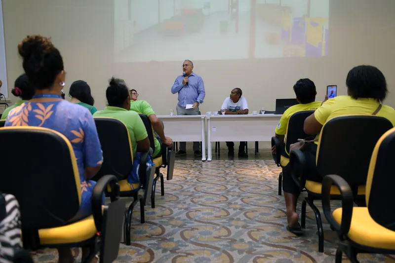 A assinatura da OS foi realizada no Palácio Antônio Lemos e contou com presença do prefeito de Belém, Edmilson Rodrigues, do diretor de coordenação da Itaipu Binacional, Carlos Carboni, e dos trabalhadores da cooperativa Filhos do Sol.  