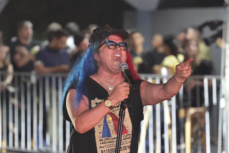 Atrações regionais agitaram a programação de shows no Portal da Amazônia <div class='credito_fotos'>Foto: Jader Paes | <a href='/midias/2025/originais/551a677a-969f-4608-8d72-7bdb26651bba.jpg' download><i class='fa-solid fa-download'></i> Download</a></div>