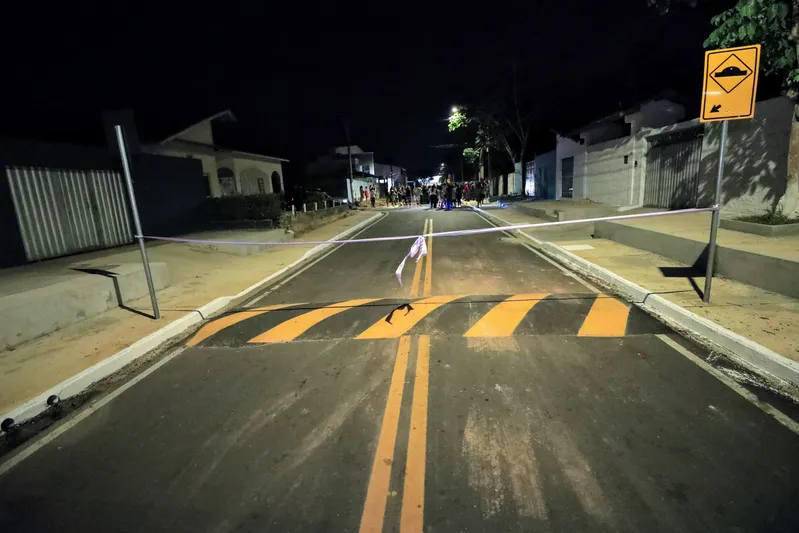 A Rua Pará foi entregue totalmente revitalizada para os moradores da área na noite desta quarta-feira, 6.