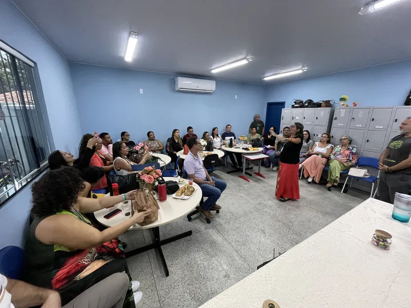 A reunião contou com a participação e agradecimento de todos os envolvidos.