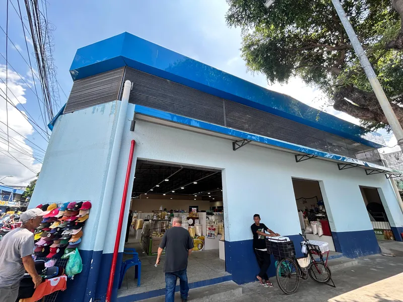 O novo Mercado do Guamá possui painel ACM, o que garante maior flexibilidade, fácil limpeza e manipulação e a alta durabilidade 