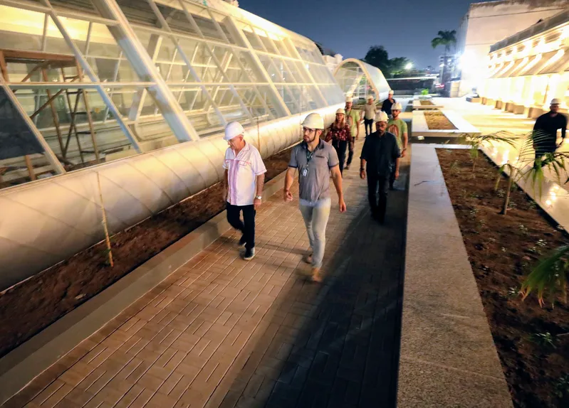 Toda a obra de reforma do Mercado de SãoBrás recebe acabamento interno e externo para ser entregue à população dia 13 de dezembro 