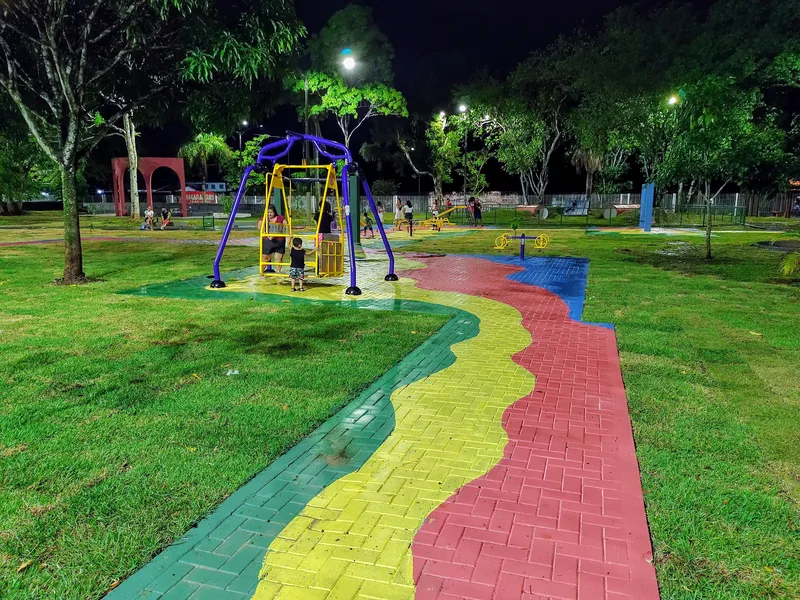 Obra concluída - Revitalização da praça Dom Alberto Ramos, na Marambaia <div class='credito_fotos'>Foto: DINEI SOUZA / AG.BELÉM | <a href='/midias/2025/originais/80f5fd58-b3fc-43d0-bdbf-8011f66a810d.jpg' download><i class='fa-solid fa-download'></i> Download</a></div>