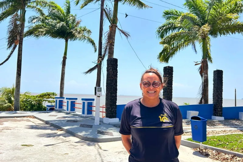 Sirlei Cristina da Silva é gerente de uma academia próxima à praça da praia do Bispo e diz que a revitalização da praça e da quadra oferece benefícios pra gente