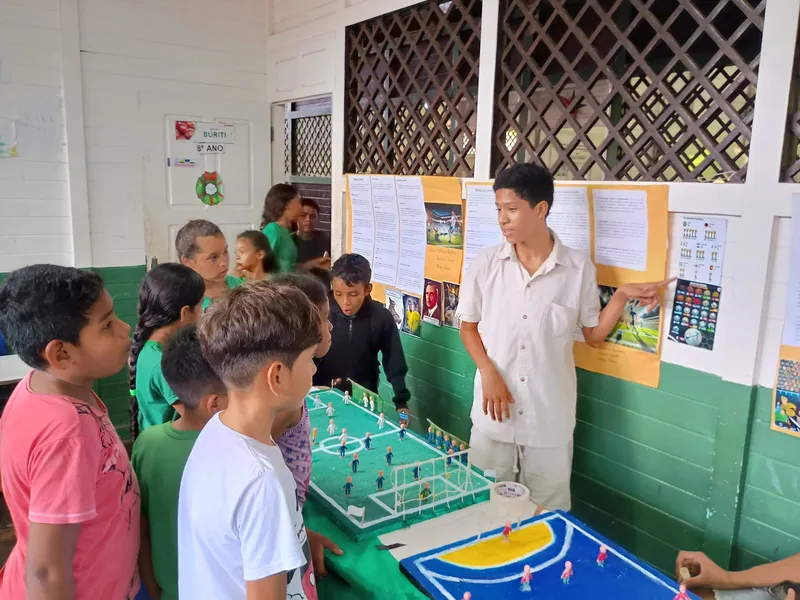 A Feira do Conhecimento das UPs foi elaborada pela Funbosque, a partir da perspectiva de que a relação entre ciência, tecnologia, sociedade e meio ambiente estão intimamente ligadas, dependendo um do outro para existir e se desenvolver. 