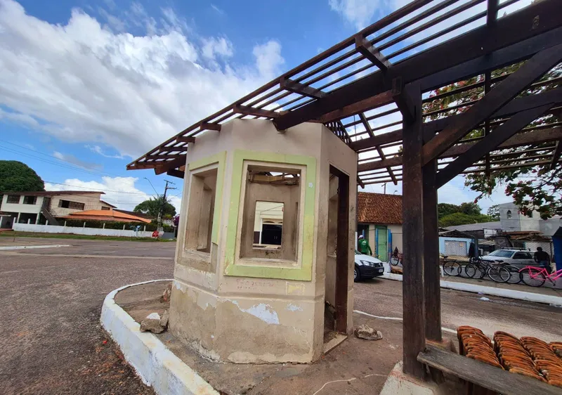 Na praça do Carananduba a Prefeitura vai garantir academia ao ar livre, parque infantil, área de passeio, espaço para caminhadas, lixeiras e bancos de concreto 