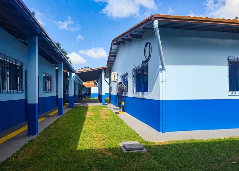 A área externa da escola também recebeu atenção especial em toda a estrutura 