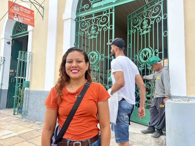 A nutricionista Luciane Souza conta que percebe as obras que ocorrem no complexo, inclusive na Feira do Açaí. 