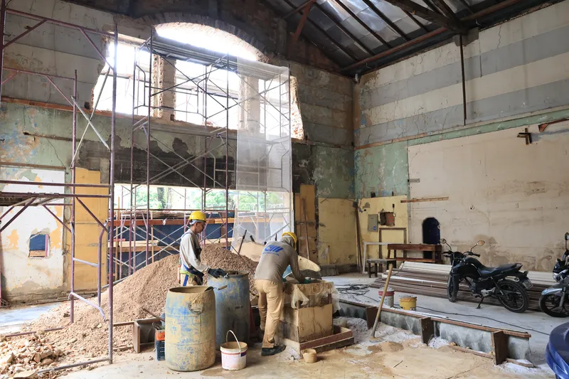 Andamento da obra no Cine Olympia foi visitada pela atual gestão