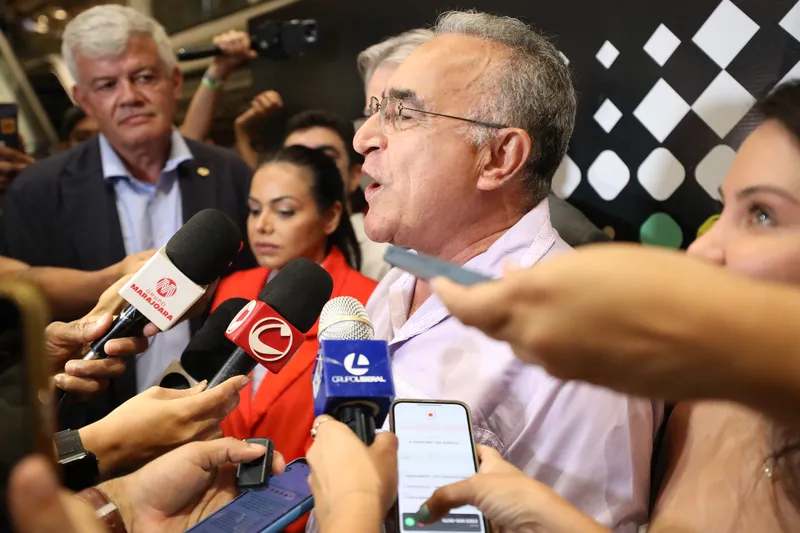 Prefeitura de Belém entrega à população o novo mercado de São Brás  <div class='credito_fotos'>Foto: Amarilis Marisa/ Agência Belém   |   <a href='/midias/2025/originais/a4df50ea-7e6c-48b1-b932-636a9ac68599.jpg' download><i class='fa-solid fa-download'></i> Download</a></div>