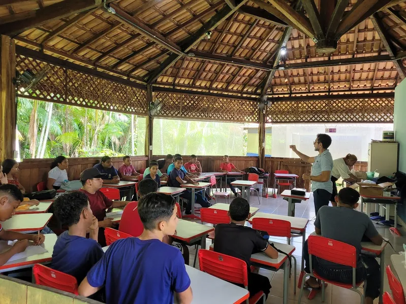 EMEC São José reformada e revitalizada, educação de qualidade para estudantes ribeirinhos