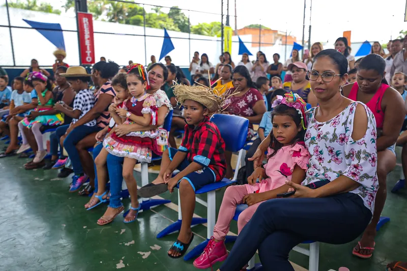 EMEIF Maria da Conceição de Souza foi entregue à comunidade de Águas Lindas toda reformada, climatizada e com vagas expandidas