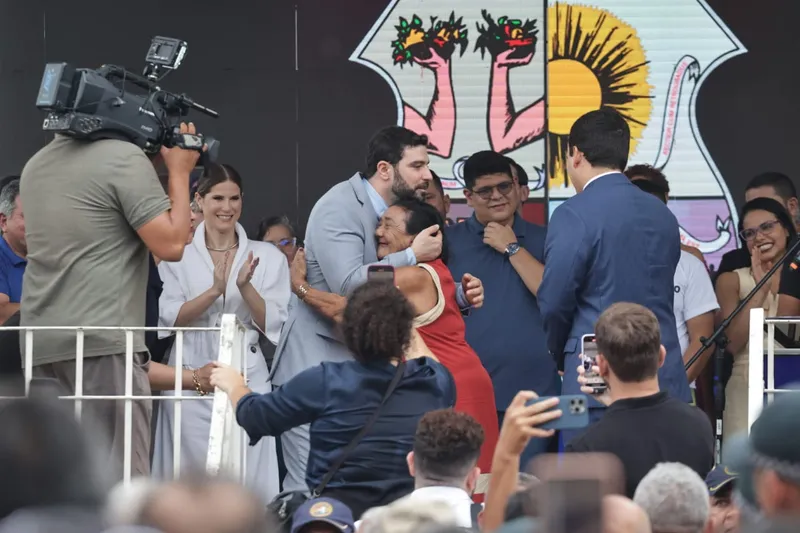 Posse em Mosqueiro - Igor Normando anuncia nova creche e Praça da Paz em Mosqueiro <div class='credito_fotos'>Foto: Jader Paes   |   <a href='/midias/2025/originais/bb472ecb-9a92-4a96-a211-fa69bbb31afa.jpg' download><i class='fa-solid fa-download'></i> Download</a></div>
