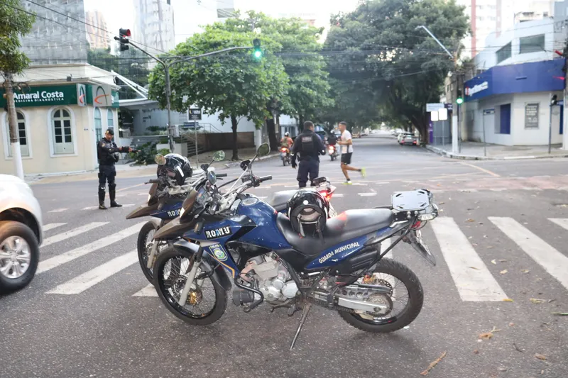 Reforçaram a segurança da corrida os guardas municipais dos grupamentos Ronda da Capital (Rondac) e Ronda Ostensiva Municipal (Romu)