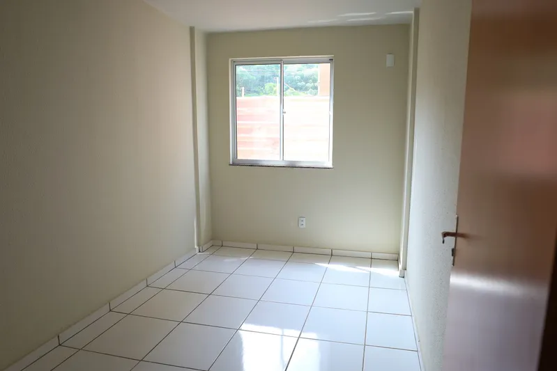 Interior de um dos apartamentos do Conjunto Habitacional e Comercial Doutor José Carlos Castro, localizado na travessa Quintino Bocaiúva, no bairro Condor