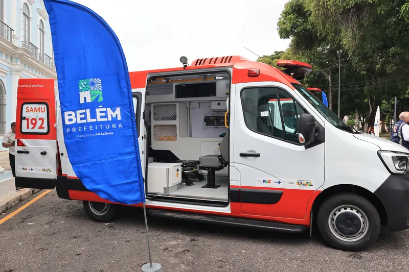 Novas ambulâncias são entregues pela Prefeitura de Belém <div class='credito_fotos'>Foto: Jader Paes   |   <a href='/midias/2025/originais/c67dadff-2493-4b6b-a0af-4b820ad618b8.jpg' download><i class='fa-solid fa-download'></i> Download</a></div>
