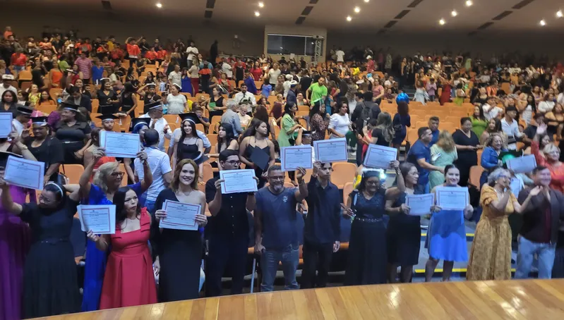 Juramento coletivo dos estudantes do ensino fundamental do município de Belém