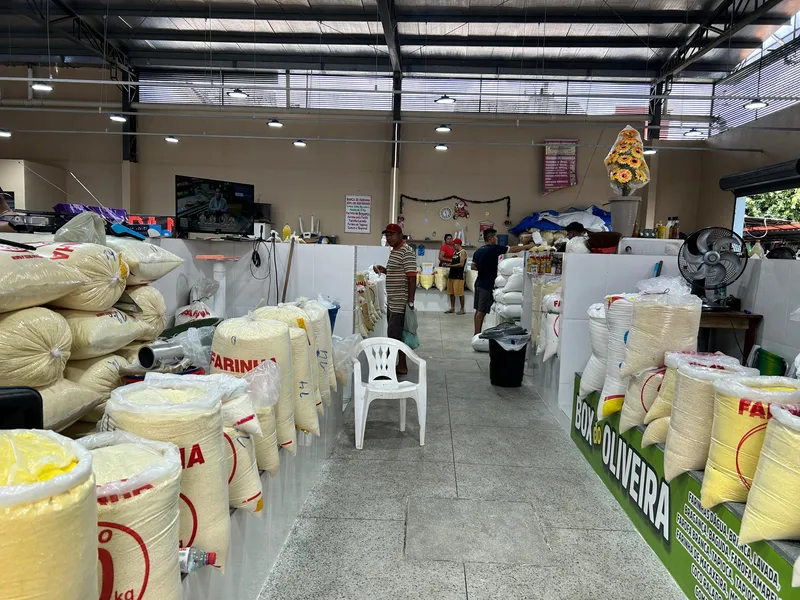 No novo Mercado do Guamá há diversos setores, inclusive a feira da Farinha