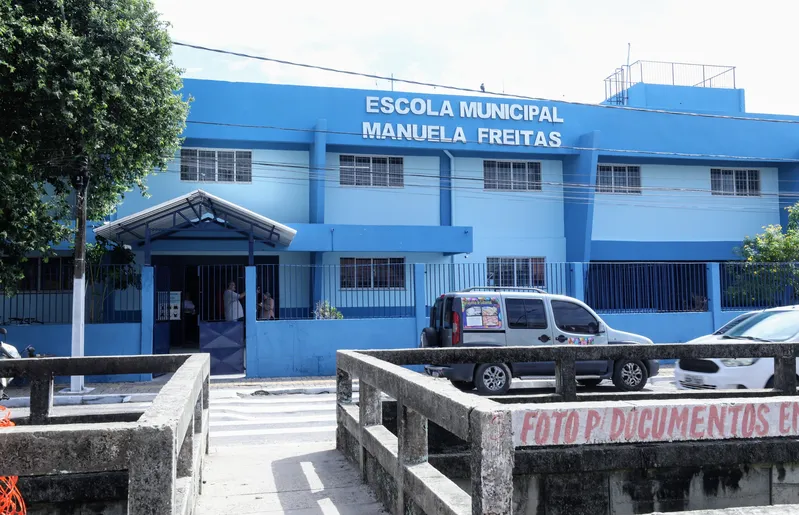 A reforma na escola Manuela Freitas beneficia mais de 800 alunos.