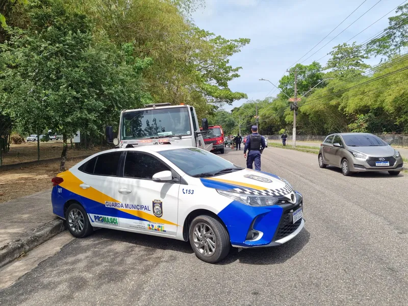 Veículos irregulares apreendidos foram levados para o Pátio da Prefeitura 