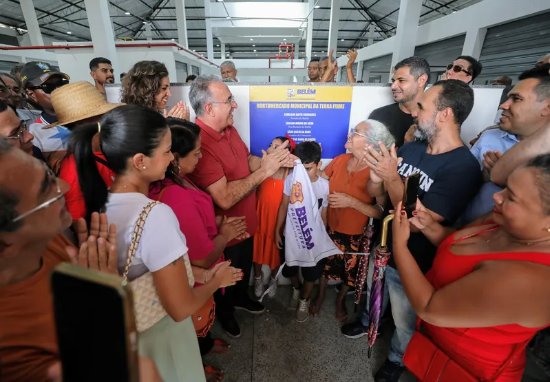 Novo Mercado da Terra Firme beneficia diretamente 111 permissionários e a população que agora vai usar o espaço com muito mais comodidade.