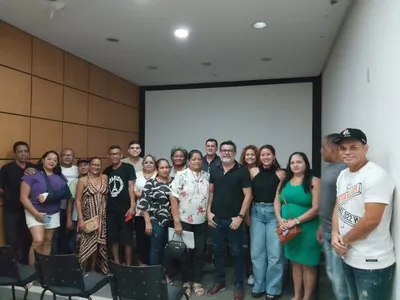 Prefeitura reúne com agremiações carnavalescas e anuncia lançamento do edital da folia