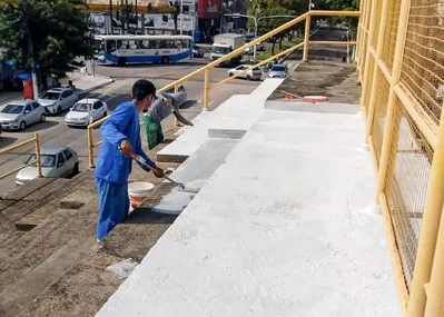 Vice-prefeito fiscaliza obras na Aldeia Cabana