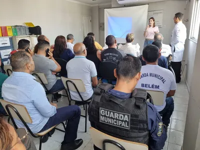 Guardas municipais são alertados sobre a prevenção do câncer de próstata e de mama
