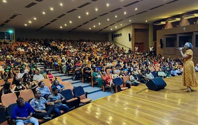 Prefeitura certifica mais 1 mil estudantes do ensino fundamental